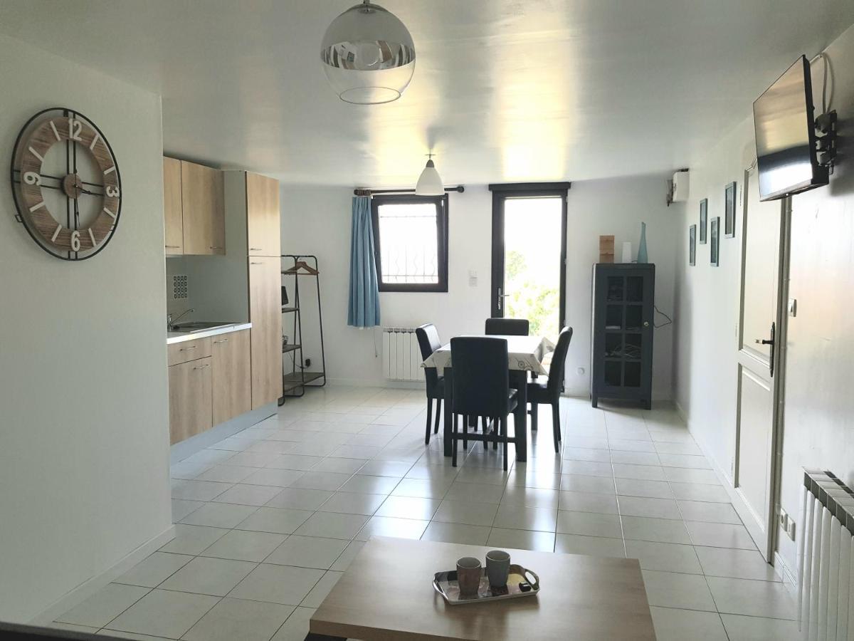 Appartement Independant Dans Maison Au Calme Pugny-Chatenod Εξωτερικό φωτογραφία